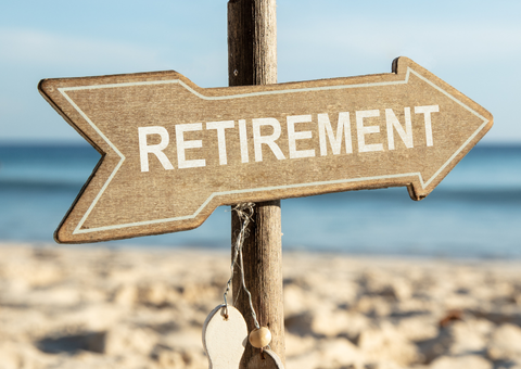 Retirement sign pointing to right